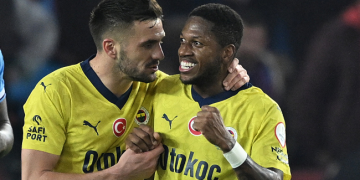 Fenerbahçe kritik Trabzonspor deplasmanından 3 puanı aldı!