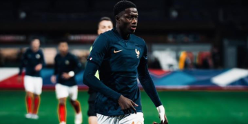 Fransa Milli Takım kampını terk etti