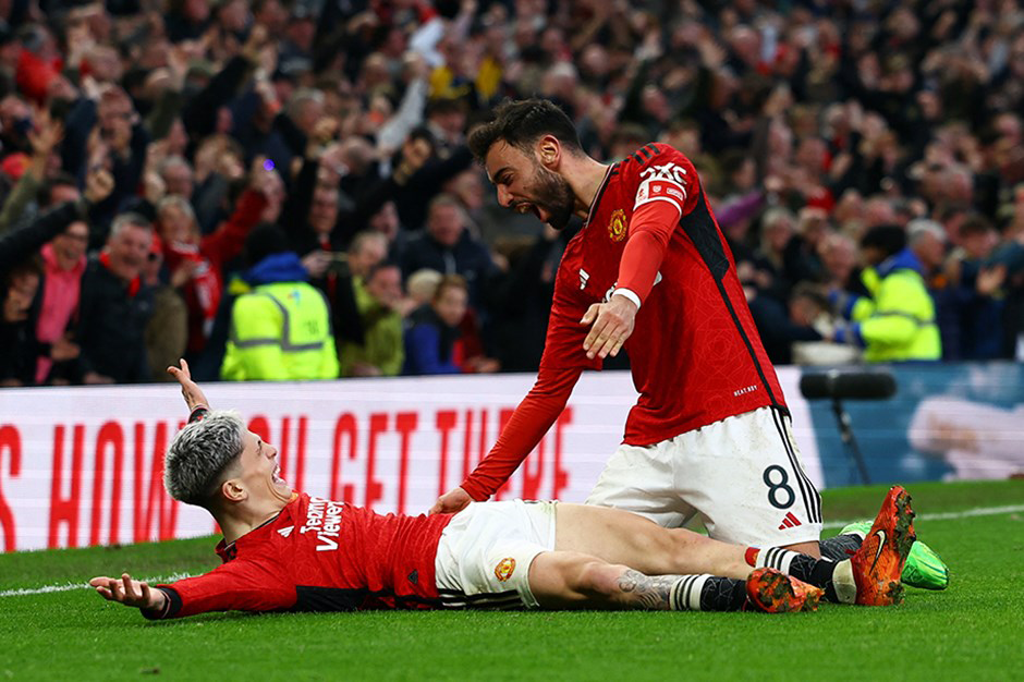 Gollü maçta Manchester United, Liverpool’u eledi!