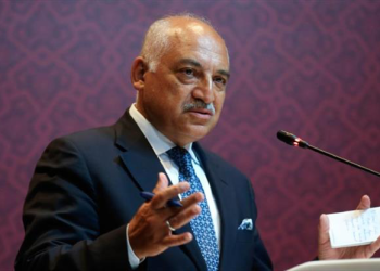 Mehmet Büyükekşi: “Adaletli maç yönetin”