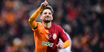 Mertens’ten dikkat çeken performans