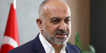 Mondihome Kayserispor Başkanı Ali Çamlı’dan ‘süresiz’ transfer yasağı açıklaması!