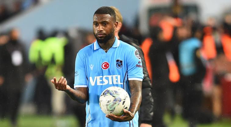 Stefano Denswil: “Bu futbolun bir parçası değil…”