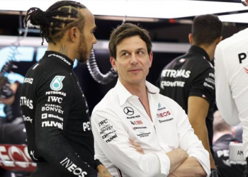 Toto Wolff hala şaşkın: “Onu kırmızılar içinde görmek…”