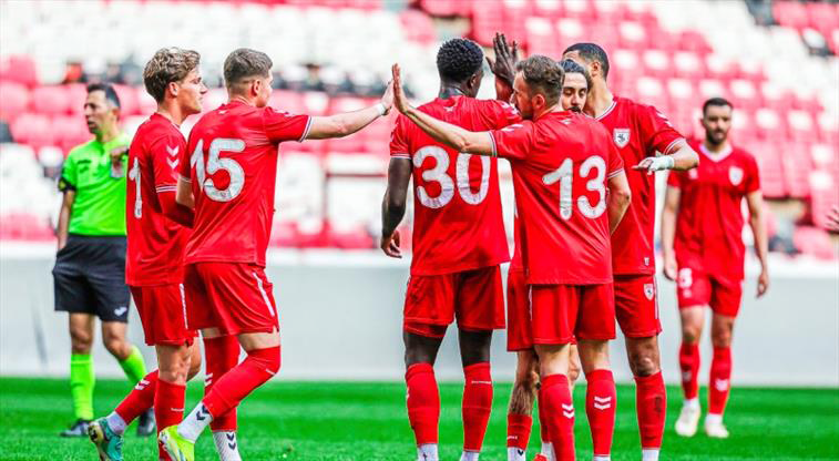 Yılport Samsunspor hazırlık maçında farklı kazandı