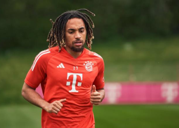 Bayern Münih resmen duyurdu! Sacha Boey geri döndü