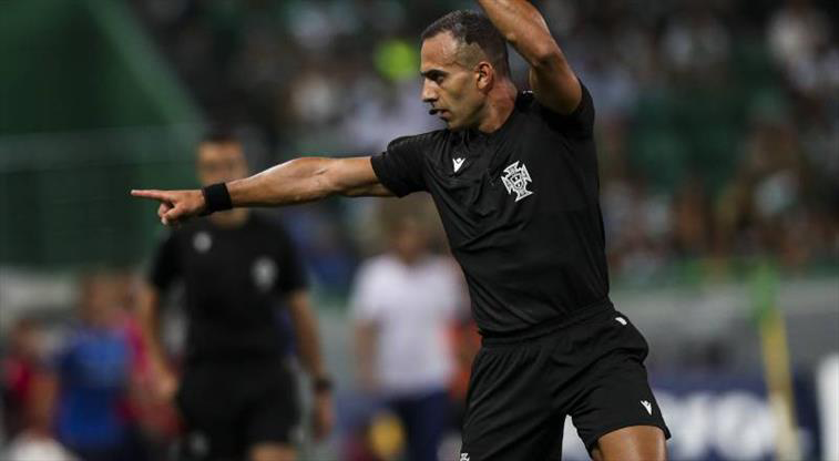 Corendon Alanyaspor – Galatasaray maçının yabancı VAR hakemi açıklandı