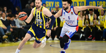 EuroLeague’de Türk derbisinde kazanan Anadolu Efes