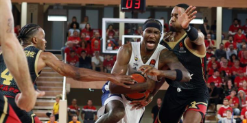 Fenerbahçe Beko play-off’a galibiyetle başladı