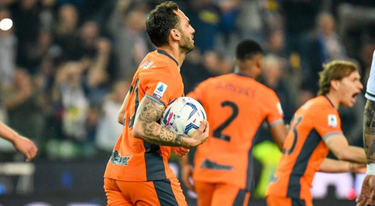 Hakan Çalhanoğlu attı İnter 90+5’te kazandı!