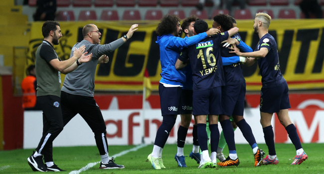 Kasımpaşa, Kayserispor deplasmanında 2 golle kazandı