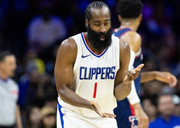 NBA’de James Harden tarihe geçti