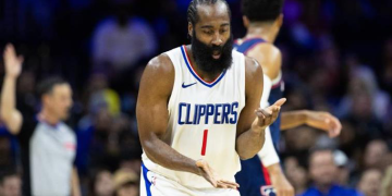 NBA’de James Harden tarihe geçti