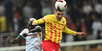 4 gollü maçta kazanan çıkmadı