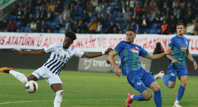 Çaykur Rizespor ile Kasımpaşa puanları paylaştı