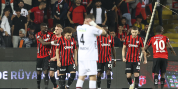 VavaCars Fatih Karagümrük, Trendyol Süper Lig’e veda etti