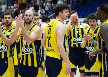 Fenerbahçe Beko yarı finale yükseldi
