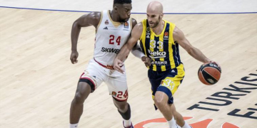 Final-Four bileti son maça kaldı: Fenerbahçe Beko evinde Monaco’ya yenildi