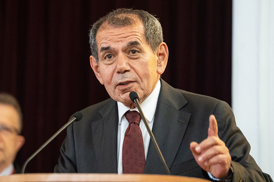 Galatasaray’da Dursun Özbek yeniden başkan seçildi