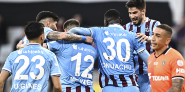 Trabzonspor, RAMS Başakşehir deplasmanında tek golle kazandı