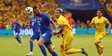 Slovakya ve Romanya birlikte son 16’ya yükseldi!