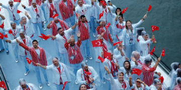 Paris 2024 Olimpiyat Oyunları törenle açıldı