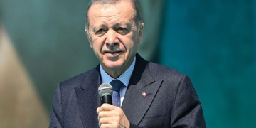 Cumhurbaşkanı Erdoğan, şampiyon Beşiktaş’ı tebrik etti