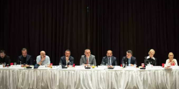 Futbolun patronları bir araya geldi