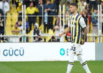 Fenerbahçe’de beklenen ayrılık gerçekleşti!
