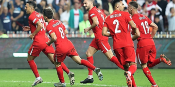 Erteleme yok! A Millilerin rakibi İzlanda