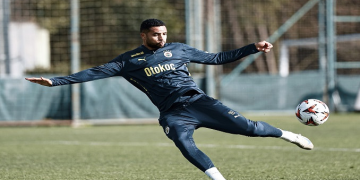 Fenerbahçeli yıldıza rekor teklif