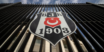 Beşiktaş’ta sponsorluk krizi