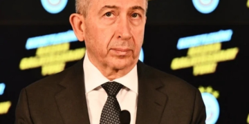 Galatasaray’dan Fenerbahçe’ye olay çıkış: F.Bahçe sahte yıldız taksın