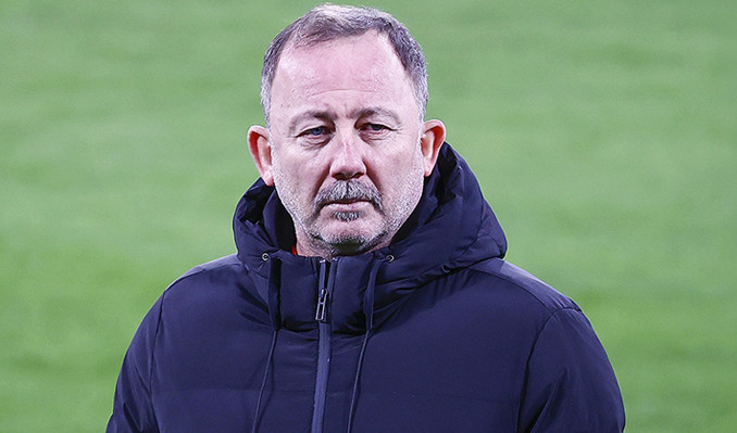 Sergen Yalçın’dan Beşiktaş’a olumsuz yanıt