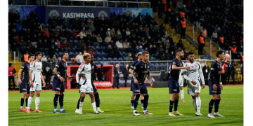 Beşiktaş, Kasımpaşa deplasmanından 1 puan aldı