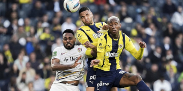 Fenerbahçe Eyüpspor’u iki golle mağlup etti