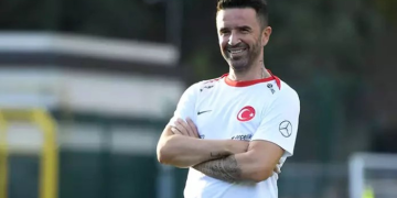 Gökhan Gönül’den milli takım kararı