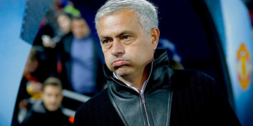 Mourinho’dan sezon değerlendirmesi: Hayal kırıklığı oldu