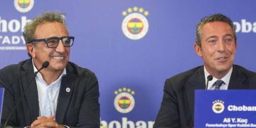 Fenerbahçe ile Chobani arasında imzalar atıldı