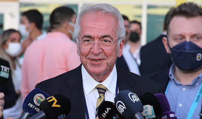 Fenerbahçe’de Erol Bilecik istifa etti