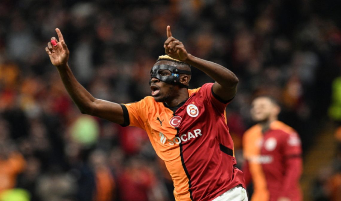 Galatasaray, Victor Osimhen’i İstanbul’a getirdi