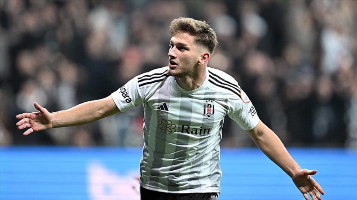 Beşiktaş’ın genç forveti Semih Kılıçsoy’dan veda: “Aileden ayrılıyorum”