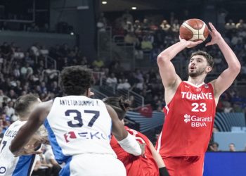 12 Dev Adam finalde!