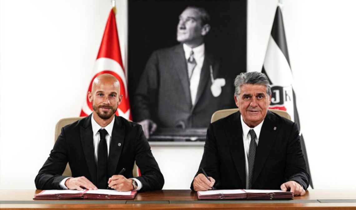 Beşiktaş, Vaclav Cerny ile sözleşme imzalandığını duyurdu