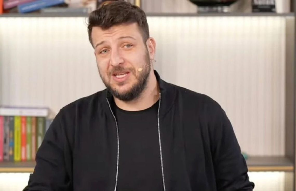 Batuhan Karadeniz’e yasa dışı bahisten kırmızı bülten çıkarıldı