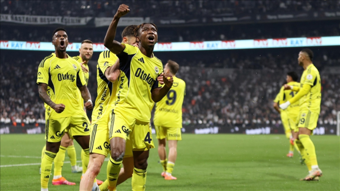 Fenerbahçe, Beşiktaş’ı 3-2 mağlup etti