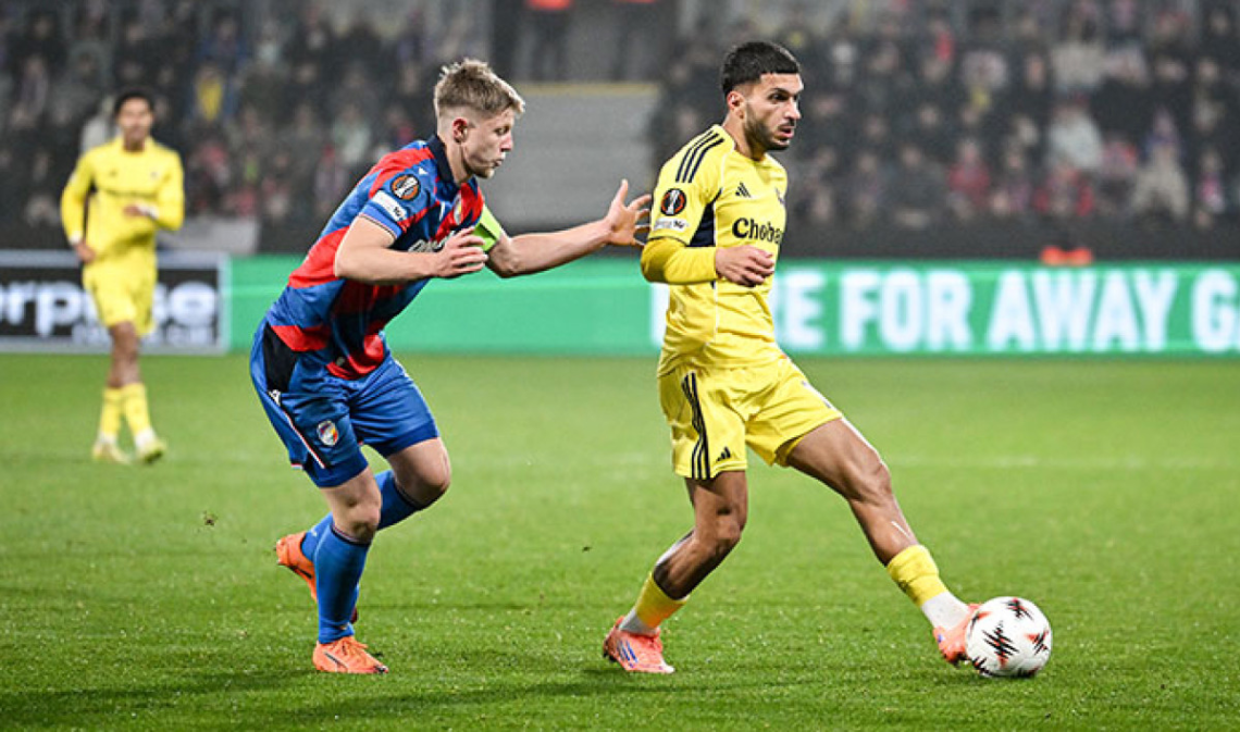 Fenerbahçe Viktoria Plzen deplasmanından puanla döndü